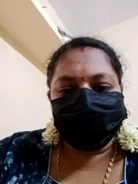 Snapshot of Tamil_jasmine12 chatting on 05/22/26, 01:57 Tamil jasmine12 online show from 05/22/26, 01:57