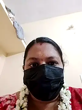 Snapshot of Tamil_jasmine12 chatting on 06/03/26, 12:57 Tamil jasmine12 online show from 06/03/26, 12:57