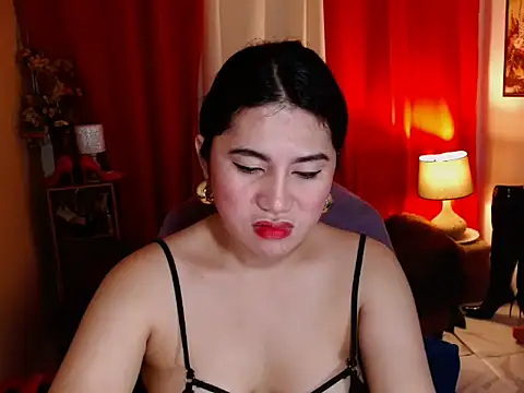 tsBiancalicious online show from 10/10/25, 04:06