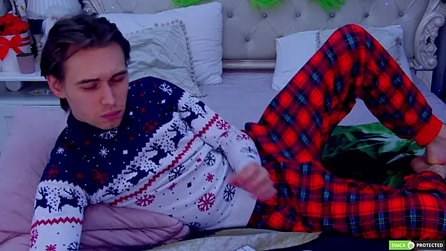 WilliamDyson online show from 12/20/25, 03:13