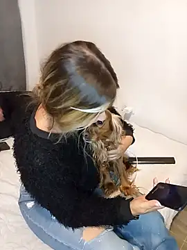 Fernandar2025 online show from 11/25/25, 02:22