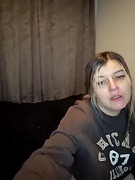 Fernandar2025 online show from 12/15/25, 03:33