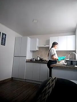 Fernandar2025 online show from 04/06/26, 05:58