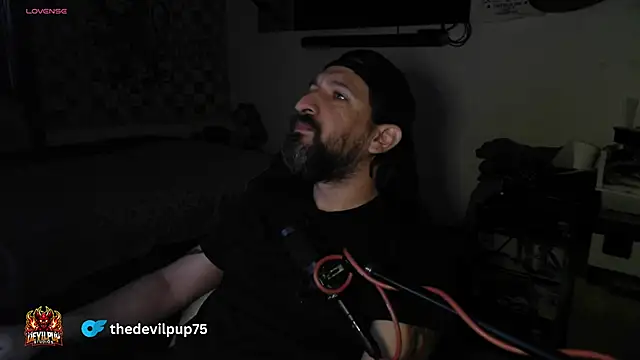 DevilPup75  online show from 02/01/26, 07:56