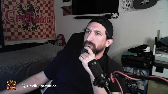 DevilPup75  online show from 02/08/26, 04:49