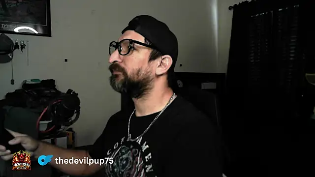 DevilPup75  online show from 08/04/26, 01:14