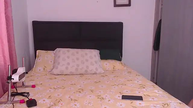 Tiiana online show from 04/01/26, 05:54