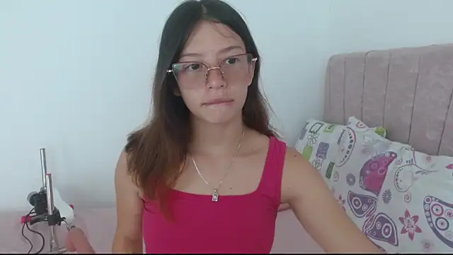 Tiiana online show from 05/28/26, 04:04