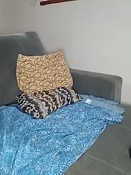 LoveFoxi online show from 05/18/26, 04:07