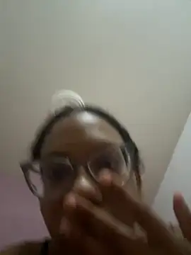 Valen1800 online show from 09/13/25, 01:27