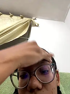 Valen1800 online show from 01/08/26, 11:29