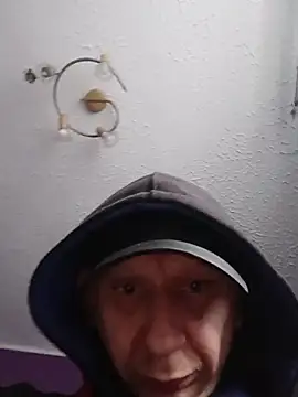 Thoma9034 online show from 11/14/25, 12:48