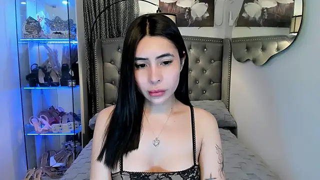 Claudia empress online show from 10/16/25, 10:05