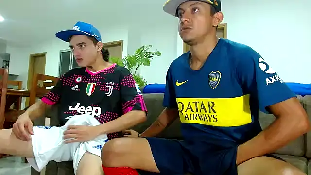 Snapshot of skinny23cm chatting on 02/07/25, 09:26 skinny23cm online show from 02/07/25, 09:26