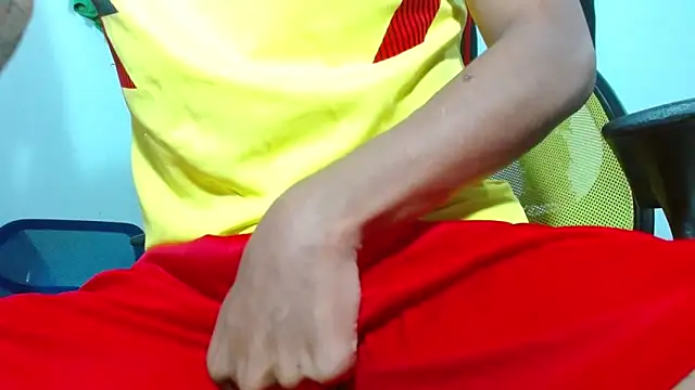 skinny23cm online show from 02/23/26, 07:44