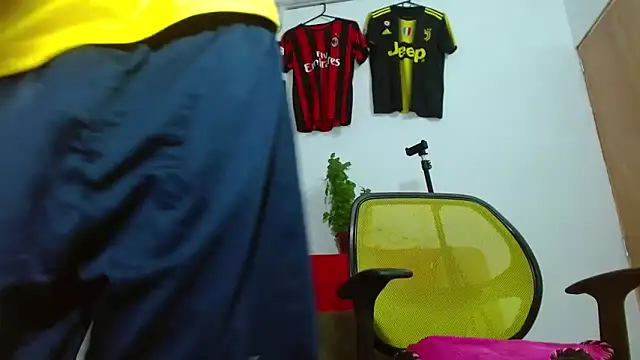 skinny23cm online show from 03/03/26, 10:54