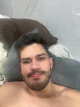 Snapshot of mlkaogato69 chatting on 11/14/25, 06:01 mlkaogato69 online show from 11/14/25, 06:01