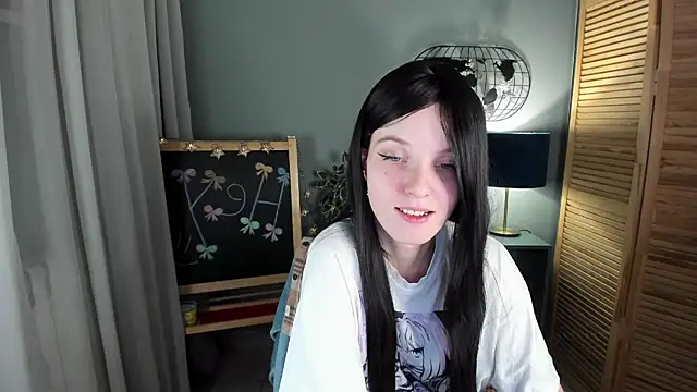 Madelaineses online show from 11/18/25, 09:36