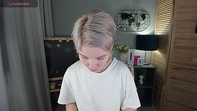 Madelaineses online show from 01/14/26, 10:54