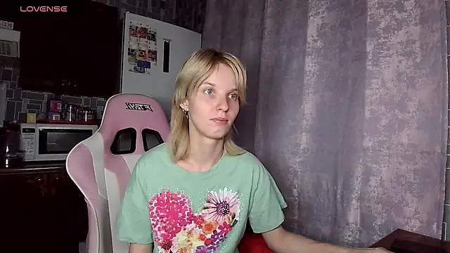 Madelaineses online show from 06/25/26, 03:05