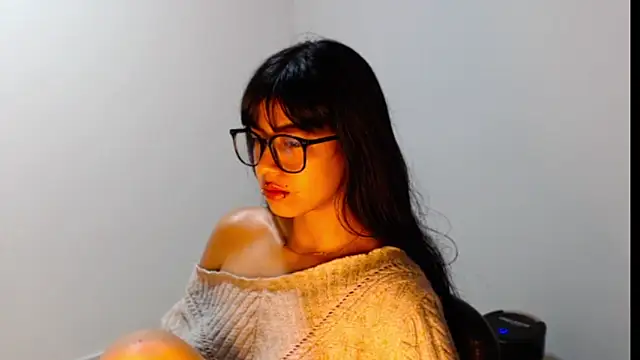meganmiauu online show from 05/05/26, 01:24
