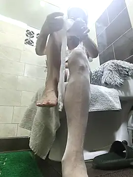 MaryeLunna online show from 10/21/25, 11:11