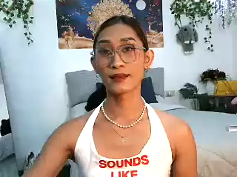 Snapshot of youarea_dreamer chatting on 01/05/26, 05:49 youarea dreamer online show from 01/05/26, 05:49