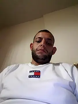 Snapshot of milenski74 chatting on 10/05/25, 03:49 milenski74 online show from 10/05/25, 03:49