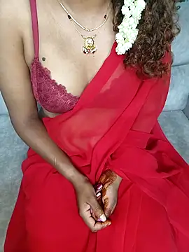 Snapshot of Tamilpallavi chatting on 05/10/26, 10:26 Tamilpallavi online show from 05/10/26, 10:26