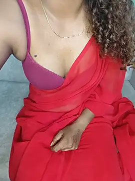 Snapshot of Tamilpallavi chatting on 05/21/26, 01:34 Tamilpallavi online show from 05/21/26, 01:34