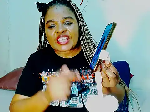 Love-Racheal75 online show from 10/23/25, 01:43