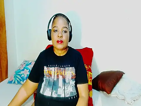 Love-Racheal75 online show from 05/29/26, 03:54
