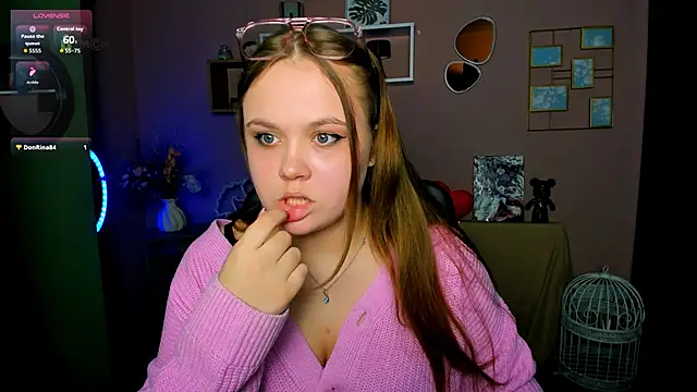 keri ti online show from 04/10/26, 07:29