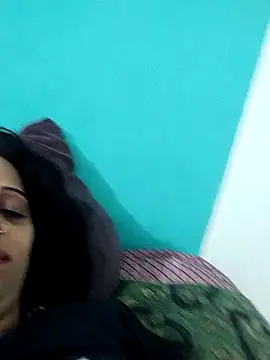 Soniya Roy online show from 10/19/25, 04:13