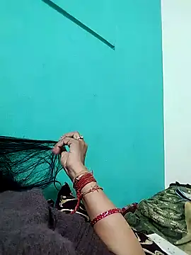 Soniya Roy online show from 02/04/26, 06:14