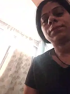 Soniya Roy online show from 05/27/26, 04:09