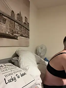 Curvy-Jinx online show from 01/10/26, 09:30