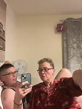 Curvy-Jinx online show from 01/18/26, 08:23