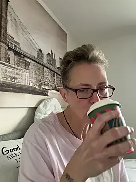 Curvy-Jinx online show from 02/23/26, 08:22