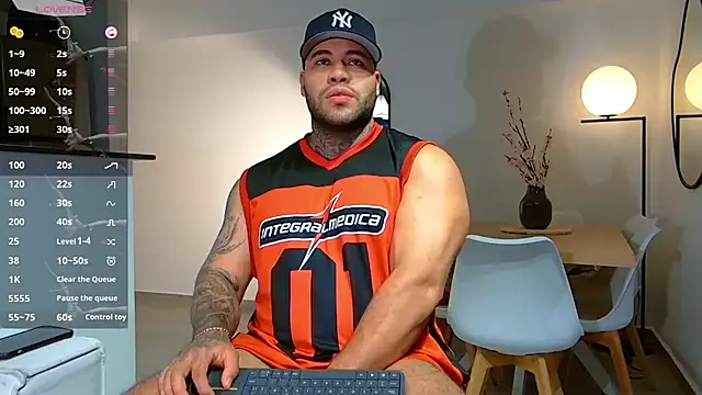 Snapshot of Michael_Salens chatting on 11/06/25, 10:43 Michael Salens online show from 11/06/25, 10:43