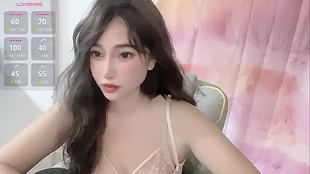 Snapshot of Crush-7ii chatting on 09/14/25, 01:43 Crush-7ii online show from 09/14/25, 01:43