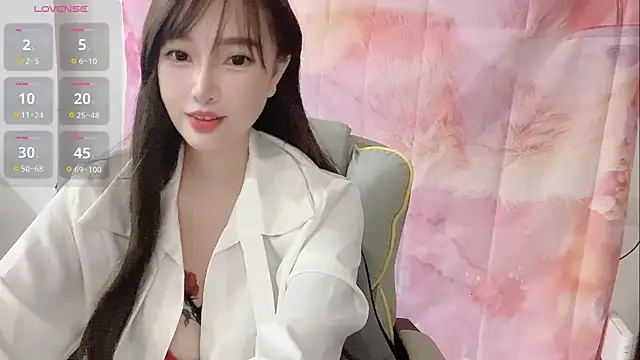 Snapshot of Crush-7ii chatting on 10/02/25, 01:07 Crush-7ii online show from 10/02/25, 01:07