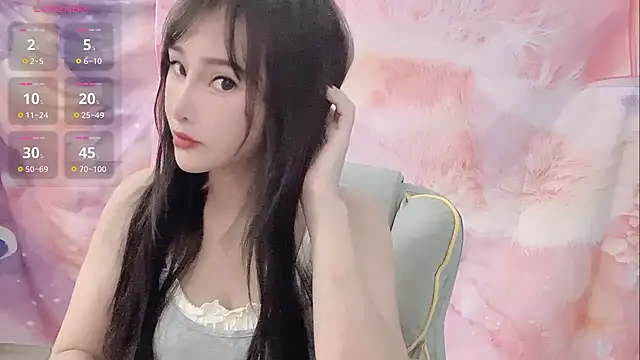 Snapshot of Crush-7ii chatting on 11/20/25, 01:06 Crush-7ii online show from 11/20/25, 01:06