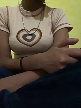 sakshi5533 online show from 10/18/25, 04:30