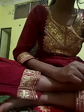 sakshi5533 online show from 10/26/25, 05:19