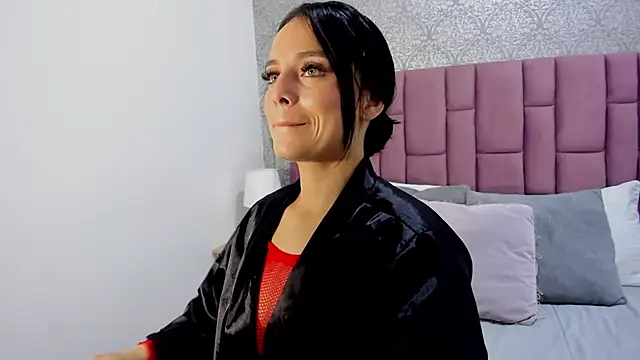 Snapshot of MartinaRizzi chatting on 11/28/25, 03:31 MartinaRizzi online show from 11/28/25, 03:31