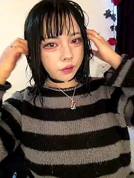 Snapshot of Kitty_yukimura chatting on 10/15/25, 09:15 Kitty yukimura online show from 10/15/25, 09:15