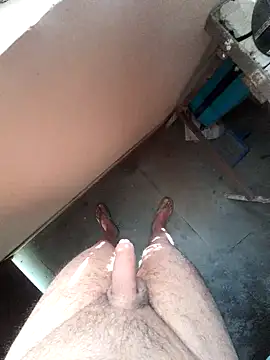 MaxB057 online show from 11/05/25, 06:24