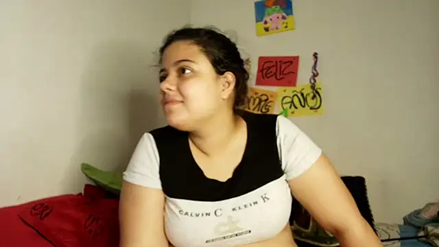 Snapshot of luisahot_9727 chatting on 12/01/25, 07:13 luisahot 9727 online show from 12/01/25, 07:13