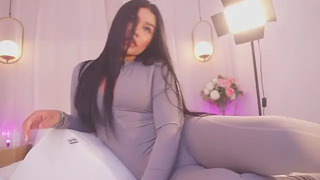 kassia kim online show from 04/13/26, 07:03